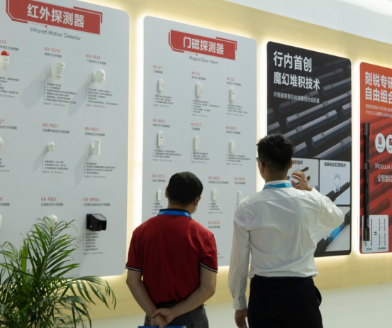 展會(huì)進(jìn)行時(shí)-現(xiàn)場(chǎng)直擊-2023安博會(huì)第二天，刻銳繼續(xù)精彩
